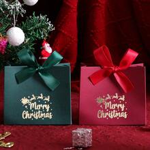 متعدد الألوان