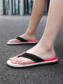 Men's Fashionable Casual Comfortable Lightweight Flip Flops, Versatile Beach Slippers For Summer