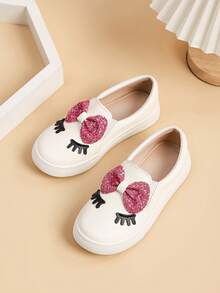 1 Pair New Girls White Sneakers, Children's Sports Shoes, Cute Girls Shoes, White Student Flat Shoes, Casual Breathable Versatile Comfortable, Suitable For Outdoor Sports, Student Campus Shoes