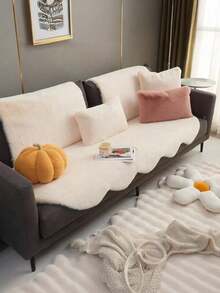 1pc Faux Rabbit Fur Wavy Soft Fluffy Warm Cozy Rug, Comfortable Home Decor Carpet Suitable For Bedroom, Living Room, Sofa, Coffee Table, Dressing Room, Tatami Room And Other Areas,Fall Decor,Autumn Decor,Room Decor