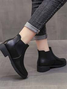 2.5" Platform Round Toe Ankle Boots, Black, Suitable For Sports And Casual Wear, 2025 Winter New Arrival, Retro British Style, Elastic Ankle, Short Boots, Thick Sole, Boots, Women's Ankle Boots, Warm And Comfortable Winter Footwear - Black - View 7