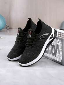 撞色条纹软底透气跑步鞋，低帮系带休闲时尚增高跑步鞋 - 黑與白 - 查看 6