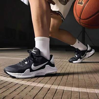 Nike รองเท้าบาสเก็ตบอลทรงโลว์คัทผู้ชาย Air Max Impact 4 สวมใส่สบายและรองรับแรงกระแทกได้ดี