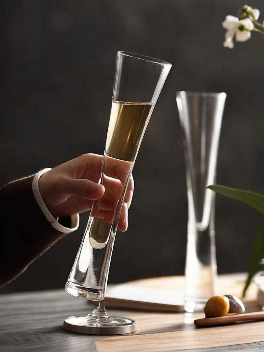 1pc Slender Waist Glass Cup, Transparent European Style Creative Champagne Flute, Luxury High Stem Juice Beverage Cup, Craft Beer Glass, Suitable For Home Gatherings, Graduation, Engagement, Wedding, Party, Holiday Champagne/Wine Glass