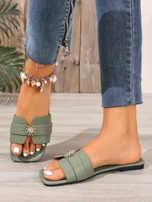Damskie, modne, codzienne sandały na paskach, wygodne, płaskie, wsuwane klapki plażowe na lato - Oliwkowy zielony - Zobacz 4