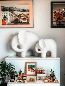 2pcs/1pc Gold Elephant Ornaments, Resin Animal Statue Arts And Crafts, Home Decoration Ornaments, Living Room Desktop, Office Desktop Layout, Winter Christmas And New Year Decoration Best Gift Birthday.