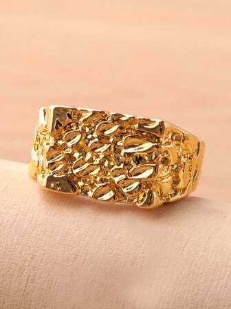 1pc Gold Ripple Design Elegant Ring, Made Of Copper Material, Non-Fading And Hypoallergenic, Suitable For Party, Banquet And Daily Wear
