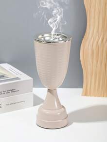 هذا موقد البخور الحديدي ذو القاعدة العالية بتصميم بسيط وأنيق، مناسب لديكور المنزل. سواء تم وضعه في غرفة النوم أو غرفة المعيشة (كديكور مركزي) أو المكتب أو استوديو اليوغا أو مكان الحفلات، فإنه يمكن أن يخلق جوًا أنيقًا. يمكن استخدامه كديكور للأعياد، هدية عيد، هدية عودة إلى المدرسة، هدية تخرج أو هدية شتوية. إنه هدية مثالية للأصدقاء الإناث. ديكور الخريف