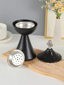 موقد بخور بسيط ذو نمط قماش المبرد (يعمل أيضًا كموزع عطور وأداة موقد) مناسب لديكور المنزل. سواء تم وضعه في غرفة النوم أو غرفة المعيشة (كديكور مركزي) أو المكتب أو استوديو اليوغا أو مكان الحفلات، فإنه يمكن أن يخلق جوًا أنيقًا.