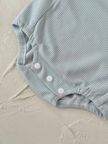 2pcs/Set Baby Boy Cute Rainbow Embroidered Short Sleeve T-Shirt And Bib Overalls Romper, Summer - Blue - View 10