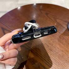 Flower Pattern Phone Case With A Bonus Bracelet Paired With Sunset Hues And Sandy Shores. Compatible With IPhone 16, 15, 14, 13, 12, And 11 Pro Models, Made Of TPU With Shockproof Protection. A Lovely Gift For Family, Friends, Children, Birthdays, Spring Festival, Holidays, Boyfriends, Girlfriends, And Valentine's Day. - Black - View 8