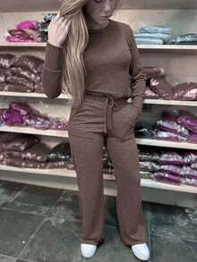 CONJUNTO COMFY FEMININO OUTONO/INVERNO CALÇA PANTALONA, CINTURA ALTA COM ELÁSTICO E BLUSA LANZINHA - Marrom - Visão 4