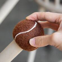 Fundas para patas de silla y taburete con apertura cruzada estilo tenis, almohadillas silenciosas antideslizantes y antidesplazamiento para proteger las patas de sillas de comedor