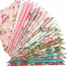 22片/套粉色花卉布料方块，25*25厘米/9.8*9.8英寸，预裁拼布片，适用于DIY缝纫、工艺品、包装、抱枕、绗缝。鲜艳的花卉印花，仅可手洗，DIY拼布和缝纫，节日礼物之选 - 彩色 - 查看 7