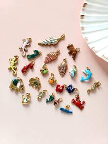 1pc Cute Cartoon Stainless Steel Crab, Seashell, Seahorse, Dolphin, Elephant Pendant, DIY Necklace, Earring, Bracelet, Keychain Jewelry Accessory, Suitable For Party, Halloween Decoration