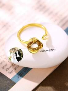 1pc Customized Photo Projection Ring For Women, Charming Personalized Bohemian Style Sunflowers With Picture Projection Ring For Summer Beach Vacation Jewelry, Couple Proposal Ring Wedding Season Gift, Mother's Day Gift For Mom, Thanksgiving Anniversary Commemorative Gift,Adjustable Photo Couple Ring For Your Loved One, Anniversary Gift, Valentine's Day Gift, Memorial Jewelry