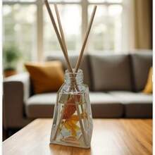 50ml Modern Aesthetic Reed Diffuser With Dried Blooms - Thoughtful Gift For Home Office Use.