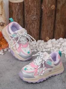 1 par de zapatillas deportivas clásicas de estilo europeo con cierre de gancho y bucle antideslizante de PU, adecuadas para el otoño