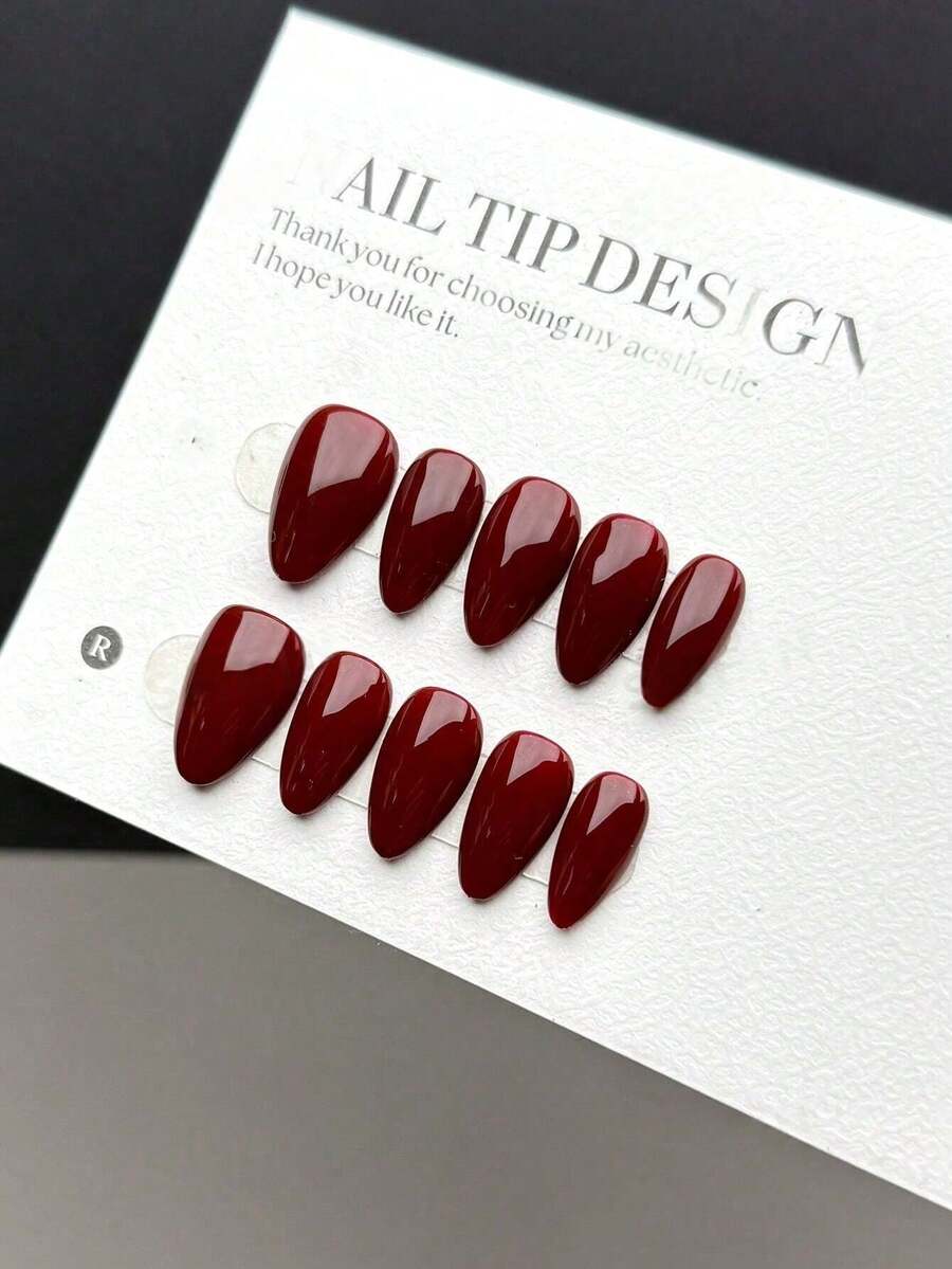 10-Piece Y2K Handmade Wearable Nail Tips, Short Almond-Shaped Press-On False Nails, Sweet And Luxurious Style, Smooth And Shiny Pure Red Press-On Short Nails, Suitable For Women And Girls For Daily And Festive Wear, With Nail Set Two Pieces Of Jelly Glue And One Rubbing Stick Are Given As Gifts