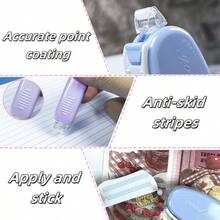 1/4/8 buc. bandă dublu adezivă multicoloră - cu vâscozitate ridicată, poate fi ușor trasă și lipită, potrivită pentru utilizare în albume de scrapbooking, meșteșuguri DIY, întoarcerea la școală, rechizite de birou, jurnale lucrate manual și proiecte de artă. Este un articol de papetărie indispensabil pentru rechizitele școlare și sezonul de întoarcere la școală.