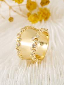 時尚寬銅戒指，鑲有微鑲正方形立方氧化鋯石，適宜女士日常佩戴，或作為婚禮/訂婚/珠寶禮物 - 金黃色 - 查看 10