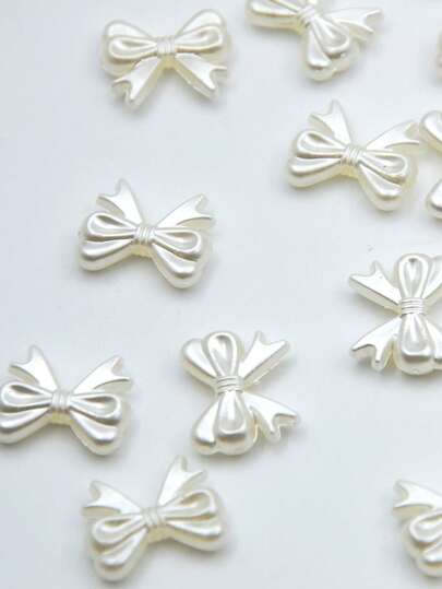 100/50颗可爱白色带孔珠子，适用于珠宝制作，精美蝴蝶结吊坠，可用于DIY美人鱼发夹、手链、树脂手链、工艺品等。