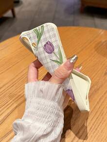 1PC Fresh Striped Tulip Flower Pattern TPU Material Woven Texture Phone Case Compatible With Iphone 17Promax/17Air/17/16E/16Promax/13/16/15Promax/14Pro/15/17Pro/16Pro/12/11Promax/12Pro Fashion Protective Soft Case, Personalized Design For Women - Multicolor - View 3