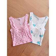 Camiseta de mujer de costilla con acolchado, top de entrenamiento de cuello cuadrado, top corto ajustado, camiseta básica de tirantes - Rosa rosa floral - Ver 2