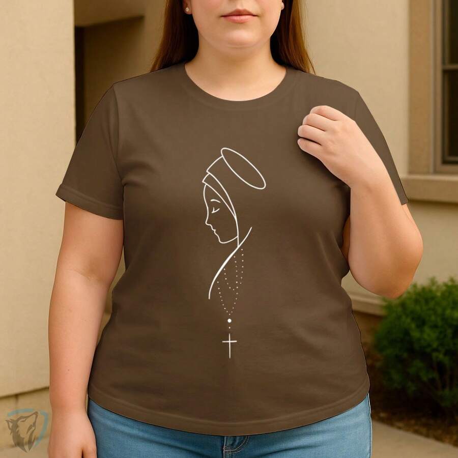 Camiseta Plus Size Nossa Senhora Minimalista | Arte Religiosa Católica - Marrom - Visão 1