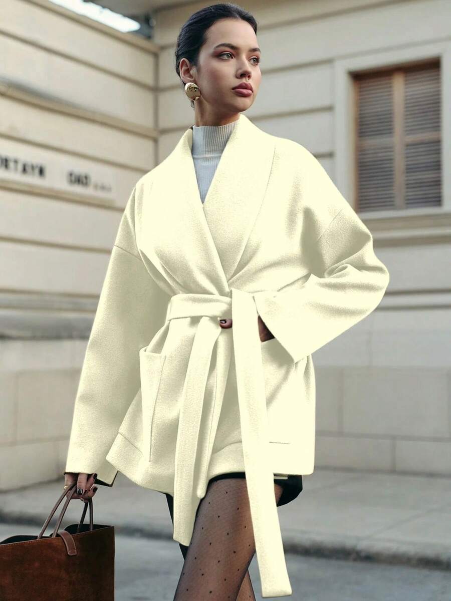 Chaqueta de moda de lana gruesa con hombros caídos y cinturón para mujer, de unicolor con bolsillos, para invierno - Beis - Ver 1