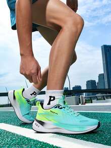 2025 Nowe buty do biegania dla mężczyzn, buty do koszykówki dla mężczyzn, buty sportowe dla mężczyzn do uprawiania sportów na świeżym powietrzu, wygodne buty do biegania, amortyzująca podeszwa środkowa, która łagodzi wstrząsy podczas uprawiania sportu, odporna na zużycie podeszwa zewnętrzna zapewniająca dłuższą żywotność, odpowiednie na siłownię, do biegania, uprawiania sportów na świeżym powietrzu (nierówne, asymetryczne, ręcznie malowane podeszwy)