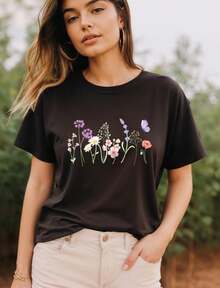Embrace The Beauty Of Simplicity With A Piece That's Minimal But Never Mundane . It's Affordably Priced Without Compromising On Quality, Making It Easy To Stock Up Or Experiment With Different Styles. Whether You're A Student, Professional, Or Fashion Enthusiast, This Black Short Sleeve Tee Delivers Style, Comfort, And Value In One Essential Piece. Black Long Sleeve With Popular Colors, Animal Patterns, Geometric Patterns, Tie Dye Patterns, Floral Patterns, Millennial Spicy Girl Style, Y2K Style, Basic Patterns, Floral Patterns, Loose,Fall Outfit For Women, Christmas Outfit Women,Tops,Fall Clothes For Women,Vestidos Elegantes De Mujer,Winter Clothes For Women,Niche Vitality, Plus A Comfortable Fit - 黑色 - 查看 1