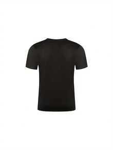 Camiseta gráfica de Navidad familiar para hombres 2025 - Camiseta casual de manga corta roja con cuello redondo y estampado de acebo y copo de nieve, diseño de hacer recuerdos juntos para reuniones familiares y fiestas, ropa casual de verano (lavable a mano) - Negro - Ver 3