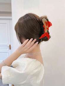 1 Stück Haarspange für Frauen mit Koi Fisch Motiv aus Azetat, minimalistisches kleines Fisch Design, süße und stilvolle Haaraccessoire, Herbst Haarklammer, Modische Haarklammer, elegante Haarklammer für Frauen, Winterhaaraccessoires für Urlaubsoutfits - Verschiedenfarbig - Übersicht 2