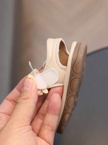 Summer Baby Girls Floral Hollow Out Squeaky Sandals, Cute Soft Bottom Infant Squeaky Shoes That Make Sound, Toddler Walking Shoes For Spring & Autumn