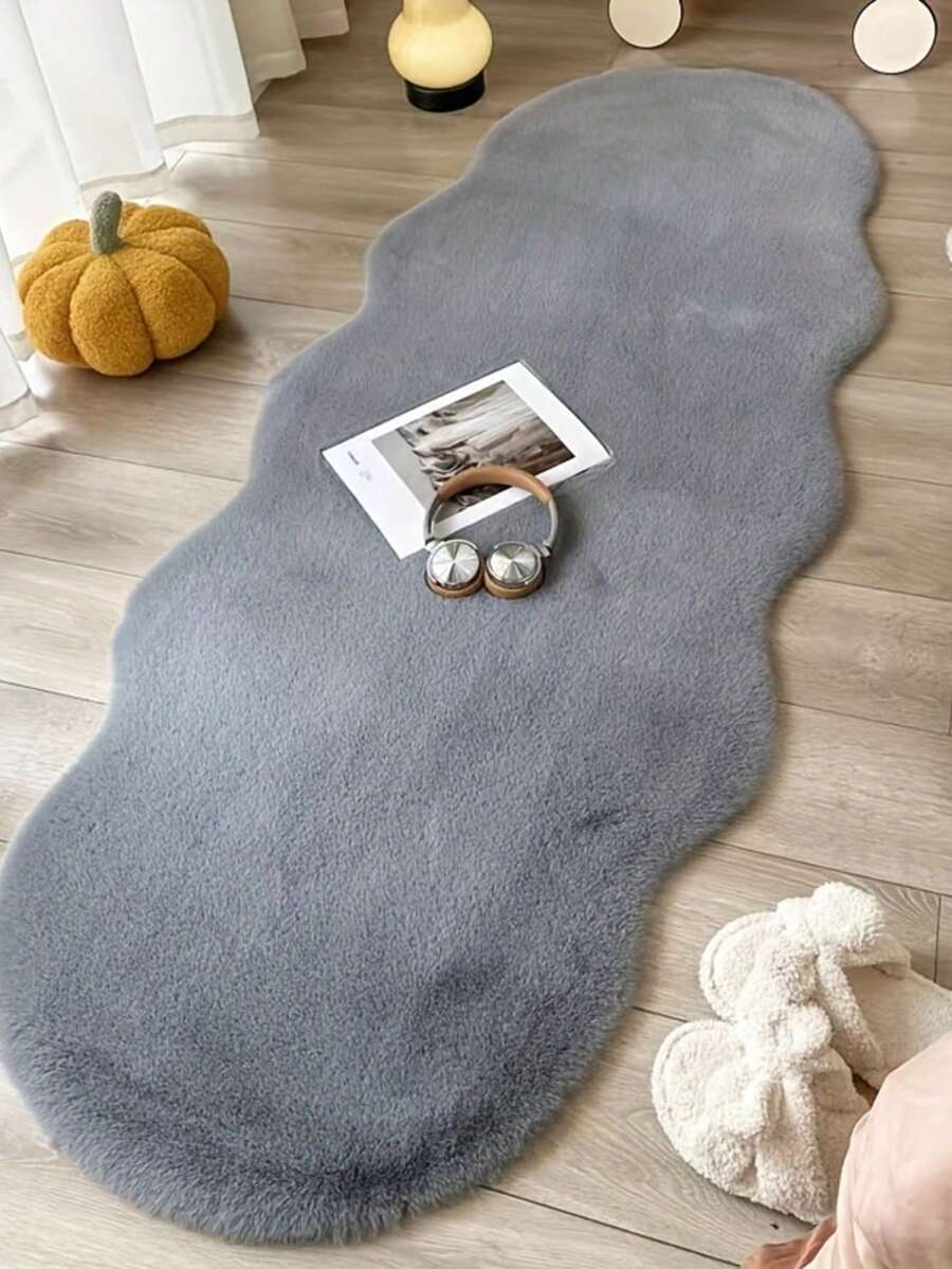 1pc Gray Plush Rug, Soft Faux Rabbit Fur Asymmetrical Carpet Mat, 1-5cm Trimming Tolerance, Suitable For Christmas, Thanksgiving And New Year Decoration, Soft & Skin-Friendly, Home Decor Rug For Living Room, Bedroom, Bathroom Or Kitchen, Multiple Colors Available, Bedroom Carpet, Decorative Rug, Small Rug, Carpet, Home Decor, Living Room Rug