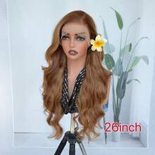 13*6 瑞士蕾丝前波浪中分自由部分预拔中长发 26 英寸高温纤维假发，带婴儿发挑染，蜂蜜金色，适合日常佩戴、派对、女士合成全假发 - 挑染金色 - 查看 5