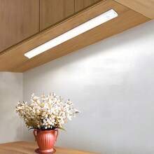 1条智能LED人体感应灯，纤细新月形灯条，适用于家居装饰，可充电自粘式橱柜/衣柜照明，20厘米/400毫安时、30厘米/600毫安时、40厘米、50厘米/1000毫安时感应灯