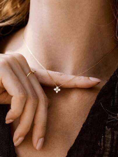 1 Piece S925 纯银金花吊坠项链，精致的金或银钻石项链，简约珠宝，日常项链，伴娘礼物，生日礼物，四叶草项链，适合日常搭配的珠宝