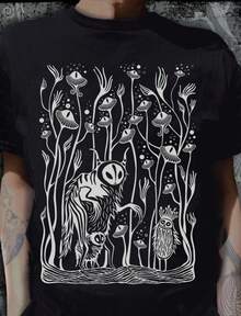 Embrace The Beauty Of Simplicity With A Piece That's Minimal But Never Mundane . It's Affordably Priced Without Compromising On Quality, Making It Easy To Stock Up Or Experiment With Different Styles. Whether You're A Student, Professional, Or Fashion Enthusiast, This Black Short Sleeve Tee Delivers Style, Comfort, And Value In One Essential Piece. Black Long Sleeve With Popular Colors, Animal Patterns, Geometric Patterns, Tie Dye Patterns, Floral Patterns, Millennial Spicy Girl Style, Y2K Style, Basic Patterns, Floral Patterns, Loose,Fall Outfit For Women, Christmas Outfit Women,Tops,Fall Clothes For Women,Vestidos Elegantes De Mujer,Winter Clothes For Women,Niche Vitality, Plus A Comfortable Fit - 黑色 - 查看 1