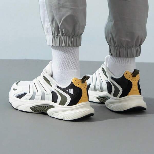 Adidas Zapatillas deportivas CLIMACOOL VENTANIA para hombre, zapatillas de running transpirables con absorción de impactos y brisa.