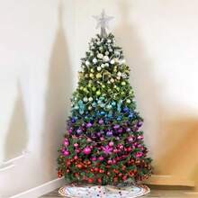 24个3CM/4CM/6CM/8CM。圣诞树装饰球圣诞派对挂球装饰摆件，是家居圣诞装饰礼物。注意：本产品属于手工艺品，可能存在轻微污垢、灰尘、胶印、胶水溢出等痕迹。轻微划痕属于本产品的正常现象，不影响外观或使用注意事项；挂绳随机。