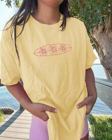 Women's Tops Letter Tee Graphic T-Shirts, Women Teens Oversized Graphic Tee Shirts Y2k Short Sleeve Floral Aesthetic Tshirt Top Summer Cute Preppy Clothes-For Women, Holiday, Vacation,Daily Casual Fashion And Versatility. - 夏季上衣黃色 - 查看 3