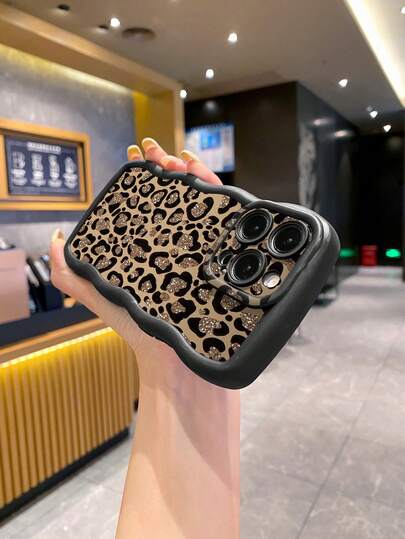 Cheetah, Leopard Print 1pc Brown Leopard Print Shockproof Wavy Phone Case Compatible With Iphone/Galaxy/Infinix/Redmi/OPPO/VIVO/MOTO/Realme