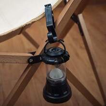 4/8个装便携式户外帐篷夹，多功能挂钩支架，多用途户外帐篷夹钩，便携式防滑，优质PP材质，适用于露营、徒步、探险、旅行，可安全固定衣物、毛巾和装备，无需电池，带香味储存系统，可用于固定衣物、悬挂物品和搭建帐篷，是户外旅行的必备品。 - 黑色 - 查看 7