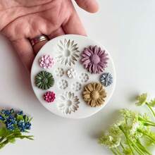 1pc Daisy Silicone Mold, Candle Mold, Soap Mold, Resin Molds, DIY Soft Pottery Clay Drop Glue Decorative Mold, Hand Decorative Art Tools, Jewelry Making, DIY Crafts, Home Decor