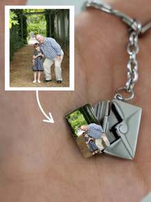 Custom Personalized Best Friend Graduation Gift Custom Photo Keychain Personalized Photo Envelope Keychain Suitable For Valentine's Day Gift - SUV-heart-shaped Envelope Keychain - View 8