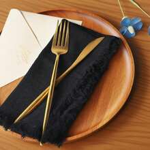 10/30 件套纯色婚礼餐巾 32*32 厘米/12.6*12.6 英寸流苏柔软方形农舍复古纱布茶巾，适合生日派对、日常使用、餐垫，可水洗和重复使用 - 黑色 - 查看 5