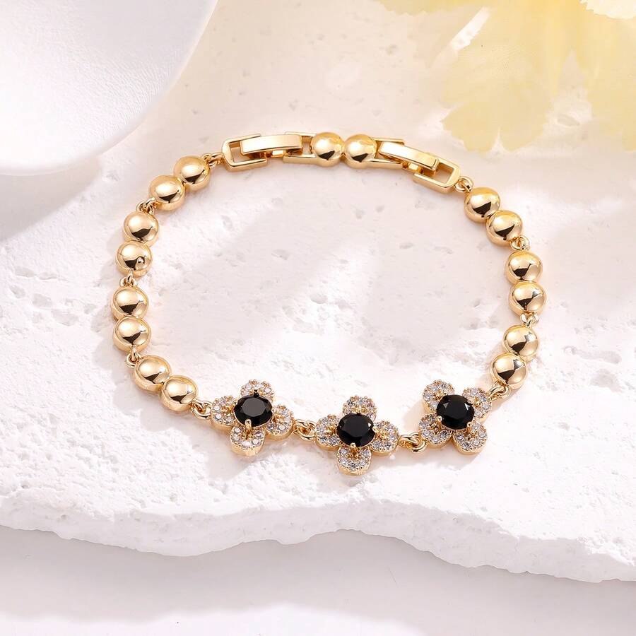 1pc Fashionable Cute Clover Shaped Women Bracelet, Suitable For Daily Wear