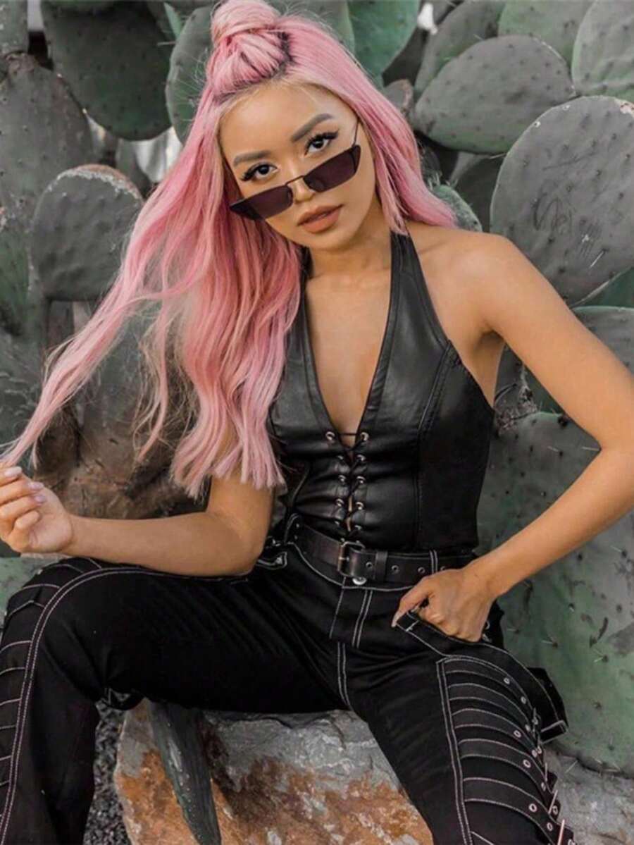 2025 New Women's Halter Neck Lace-Up PU Crop Top, Navel-Exposed Fashion Vest, Trendy Hollow Design, Sexy Party Outfit, Summer Festival Top - Negro - Ver 1